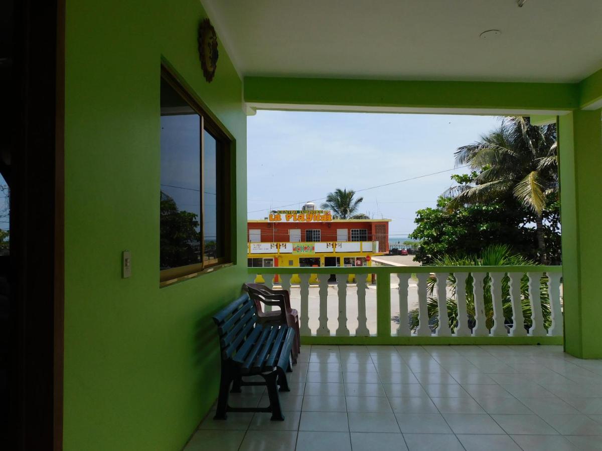 Casa De Huespedes Yoli By Rotamundos Hotel Playa Chachalacas Exterior photo